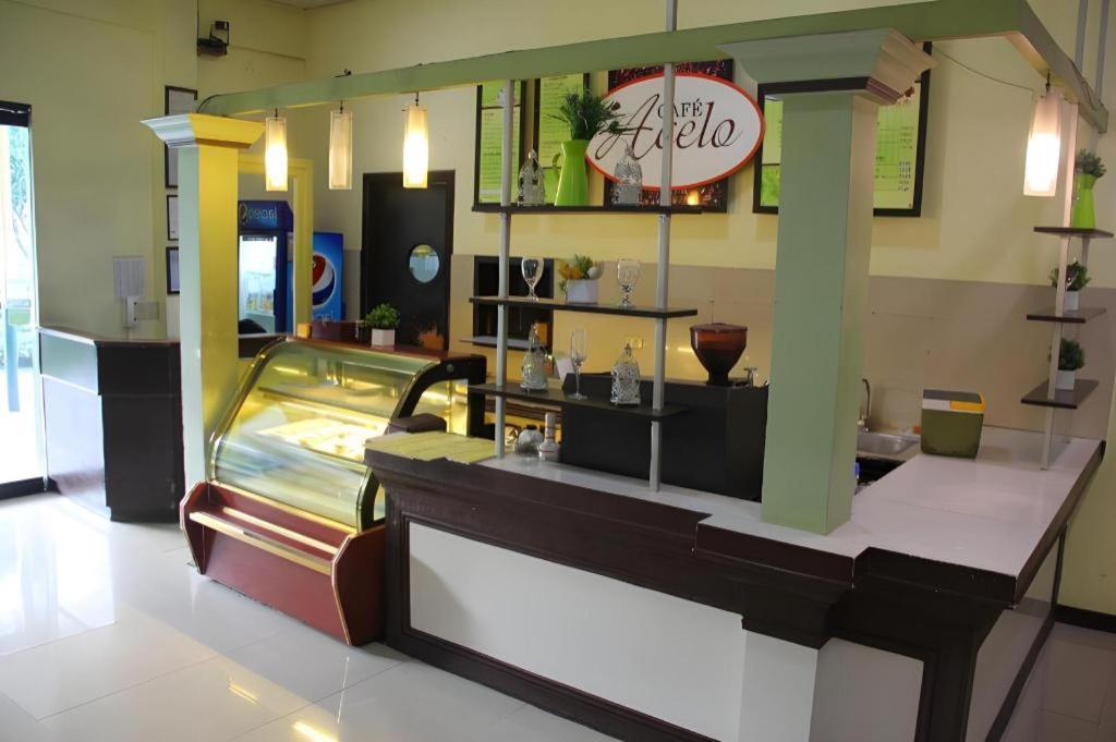 Holiday Spa Hotel Cebu Extérieur photo